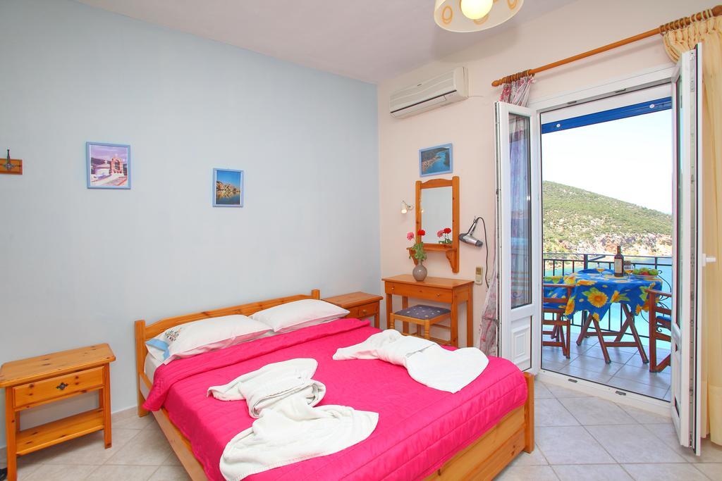 Panorama Studios Skopelos Town Exterior photo